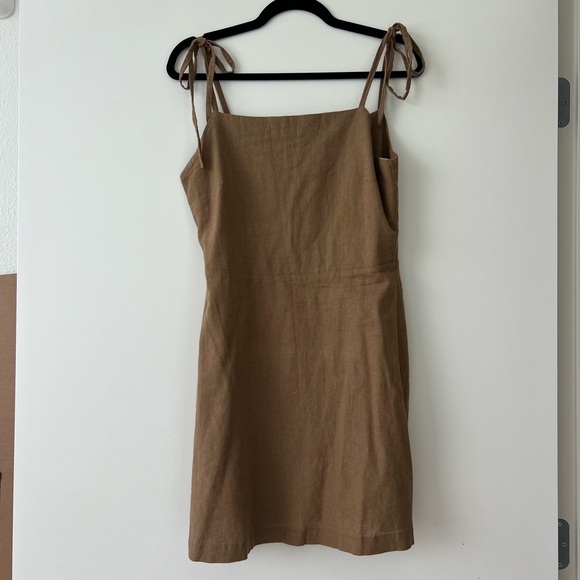 Linen Dress - Picture 1 of 4